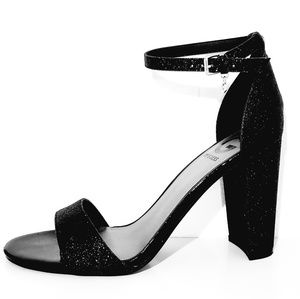G by GUESS Shantel sparkle/black 9M heels